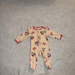Disney Baby Minnie Mouse Ruffle Sleeve Zip-Up Footed Sleep N Play Pajamas 0-3m
